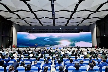 宋书玉理事长在“中国国际酒业发展大会”上的主题演讲